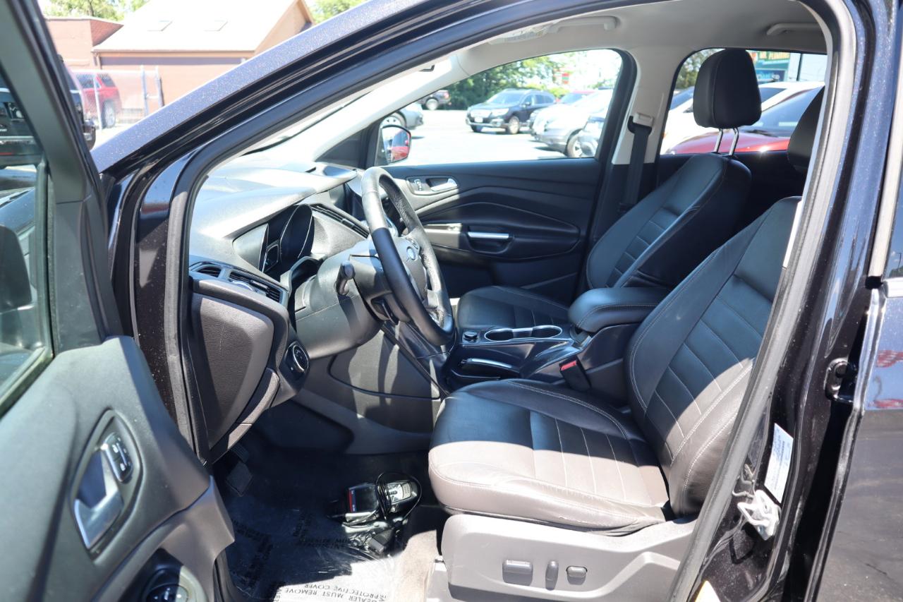 Ford Escape Titanium 4WD 2014