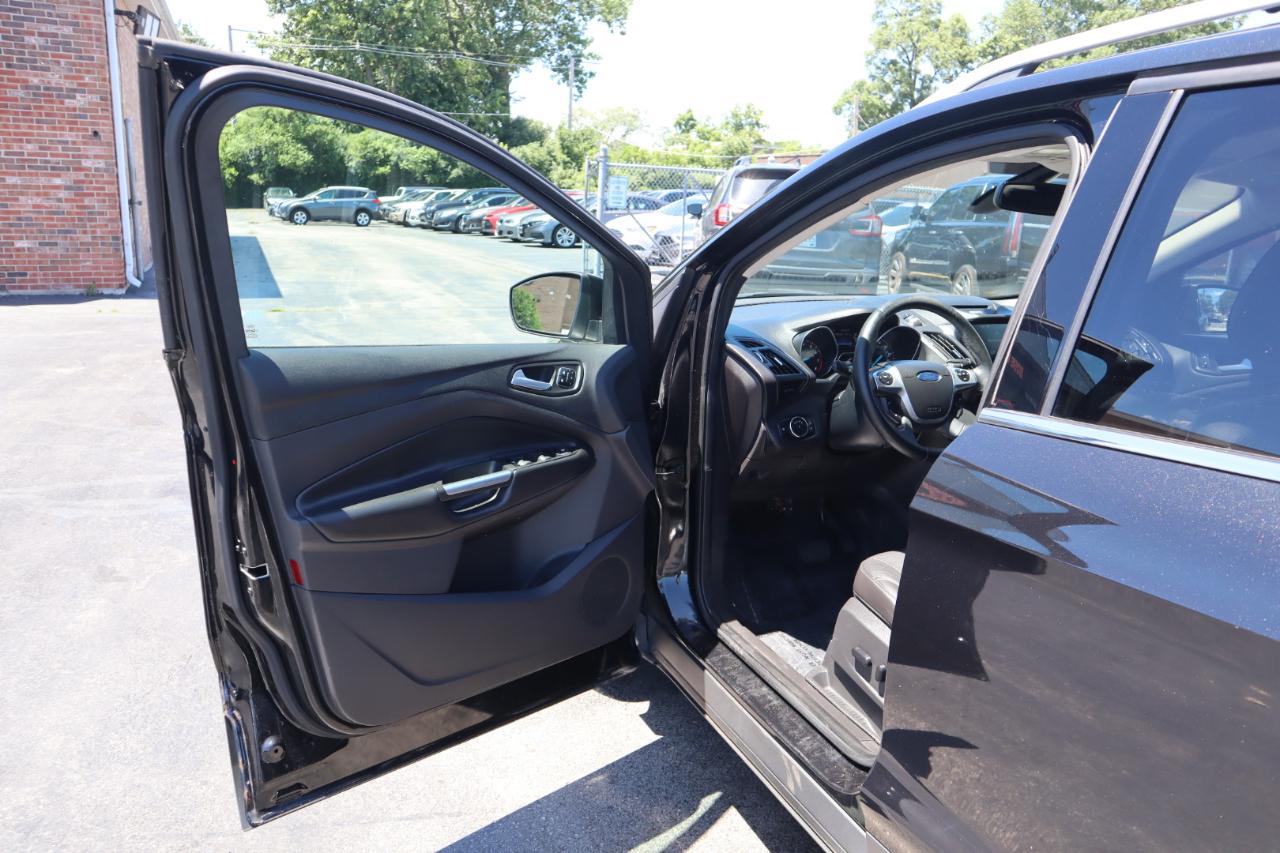 Ford Escape Titanium 4WD 2014