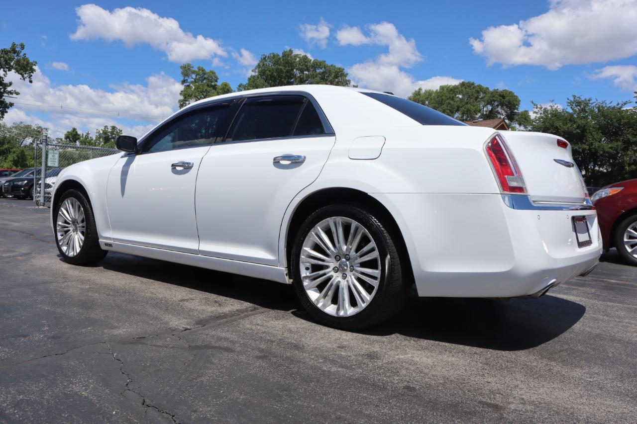 Chrysler 300 C RWD 2011