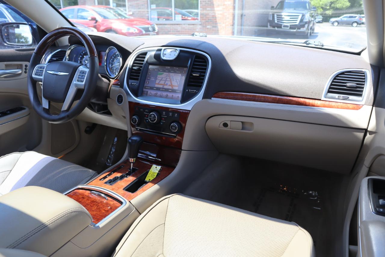 Chrysler 300 C RWD 2011
