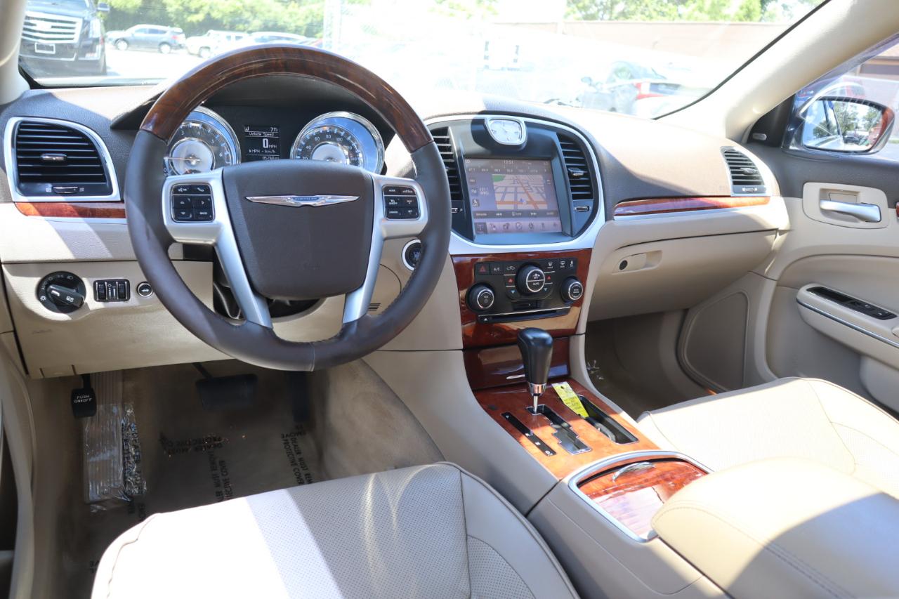 Chrysler 300 C RWD 2011