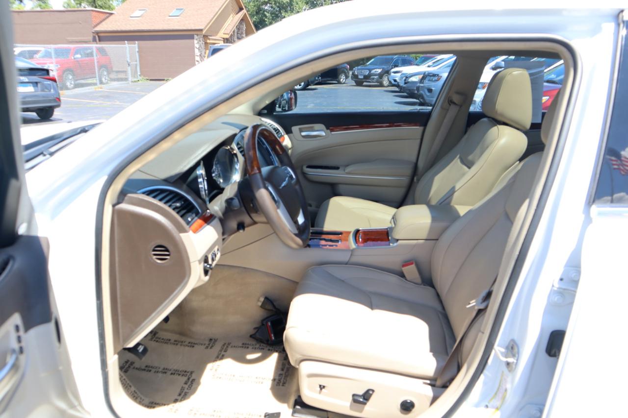 Chrysler 300 C RWD 2011