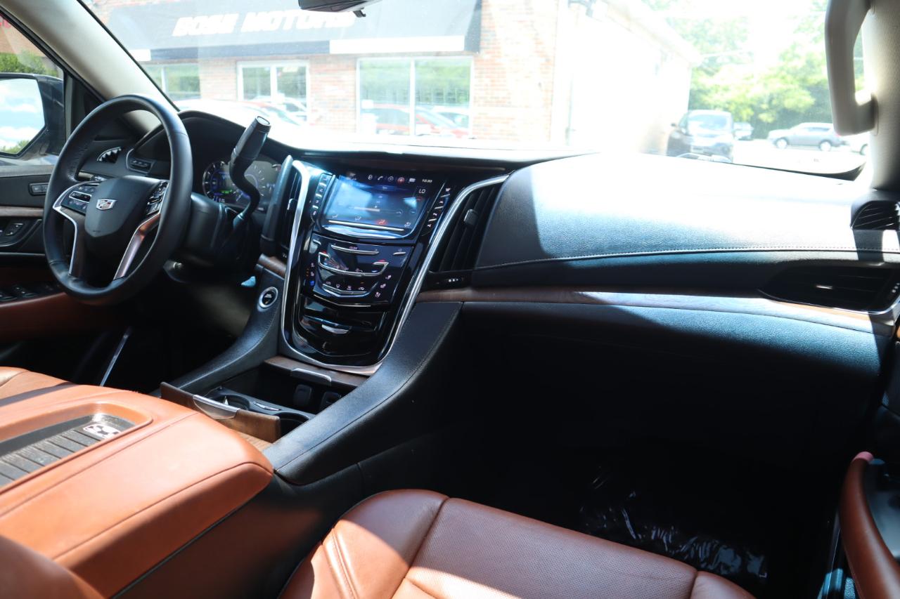 Cadillac Escalade Luxury 4WD 2018