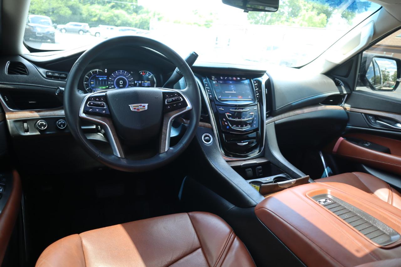 Cadillac Escalade Luxury 4WD 2018