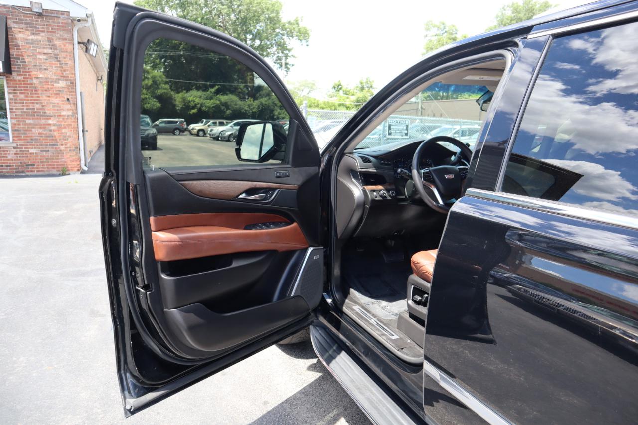 Cadillac Escalade Luxury 4WD 2018