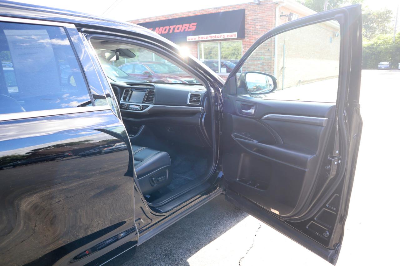 Toyota Highlander SE AWD V6 2018