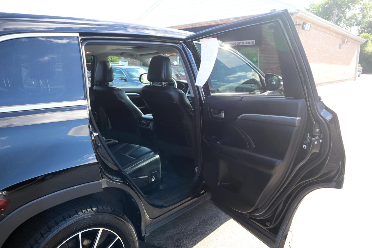 Toyota Highlander SE AWD V6 2018