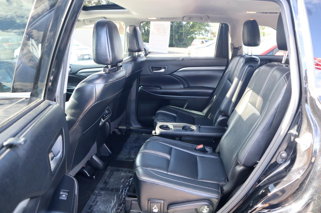 Toyota Highlander SE AWD V6 2018
