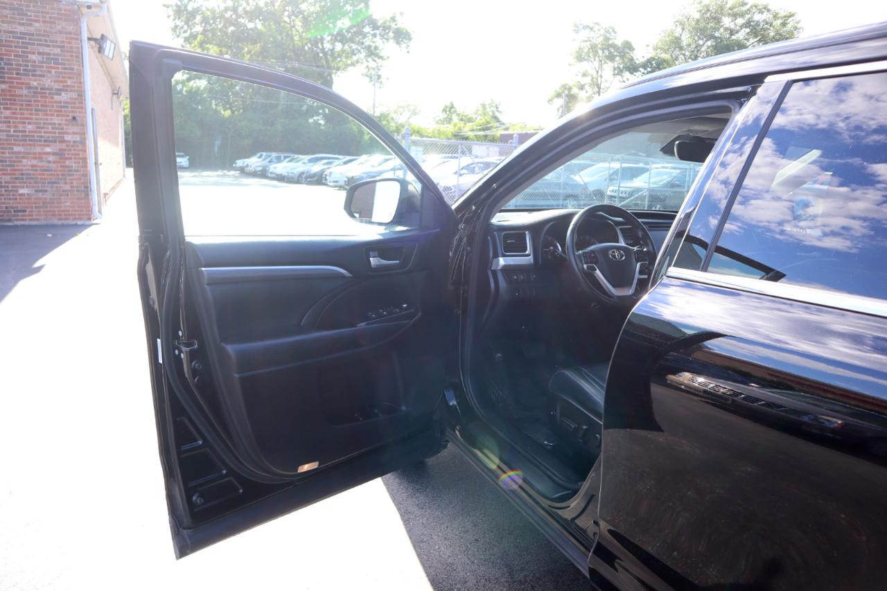 Toyota Highlander SE AWD V6 2018