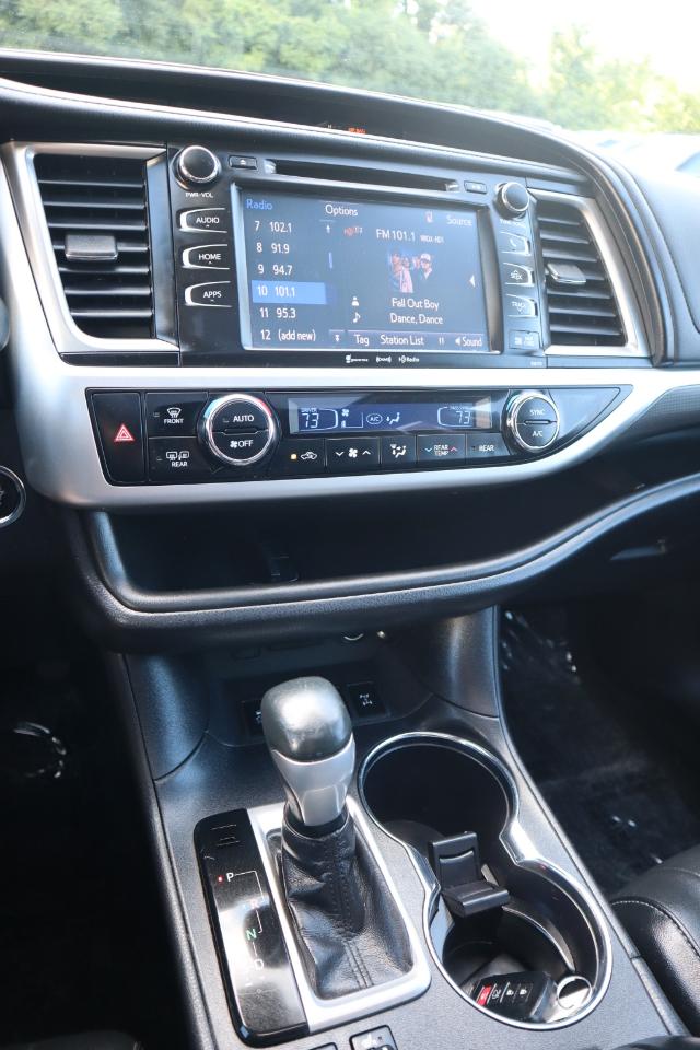 Toyota Highlander SE AWD V6 2018