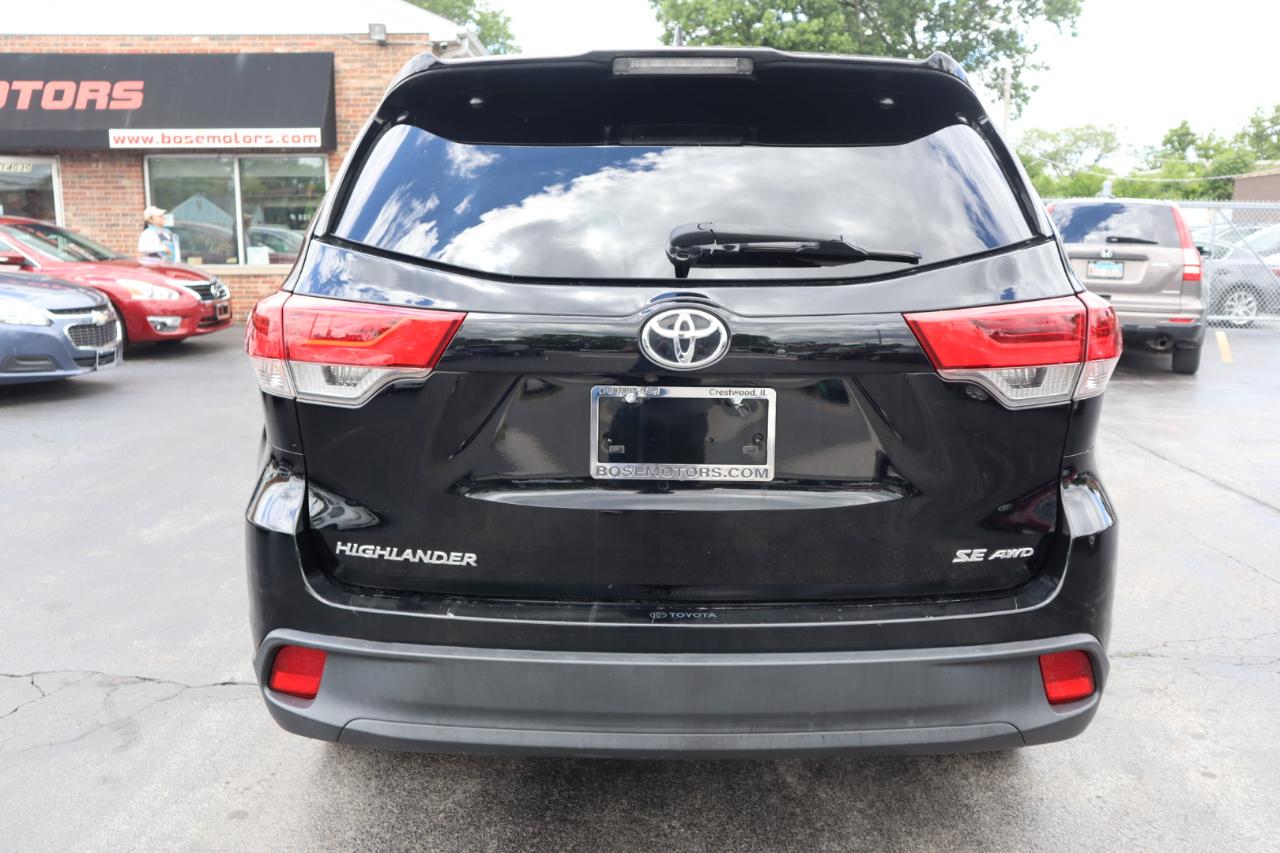 Toyota Highlander SE AWD V6 2018