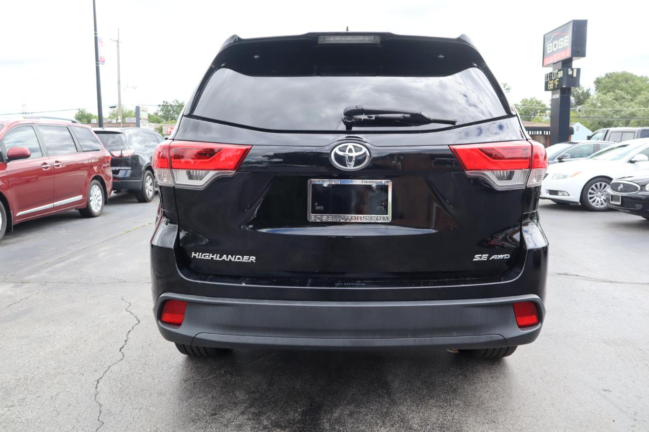 Toyota Highlander SE AWD V6 2018