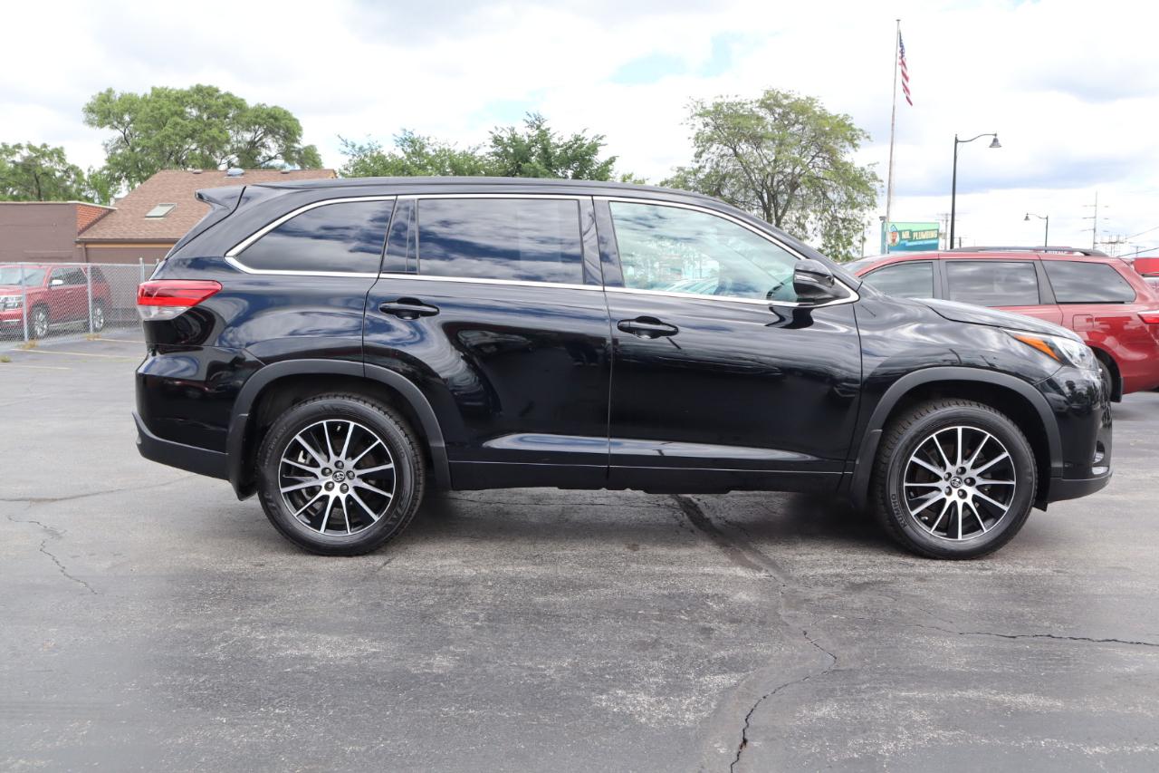 Toyota Highlander SE AWD V6 2018