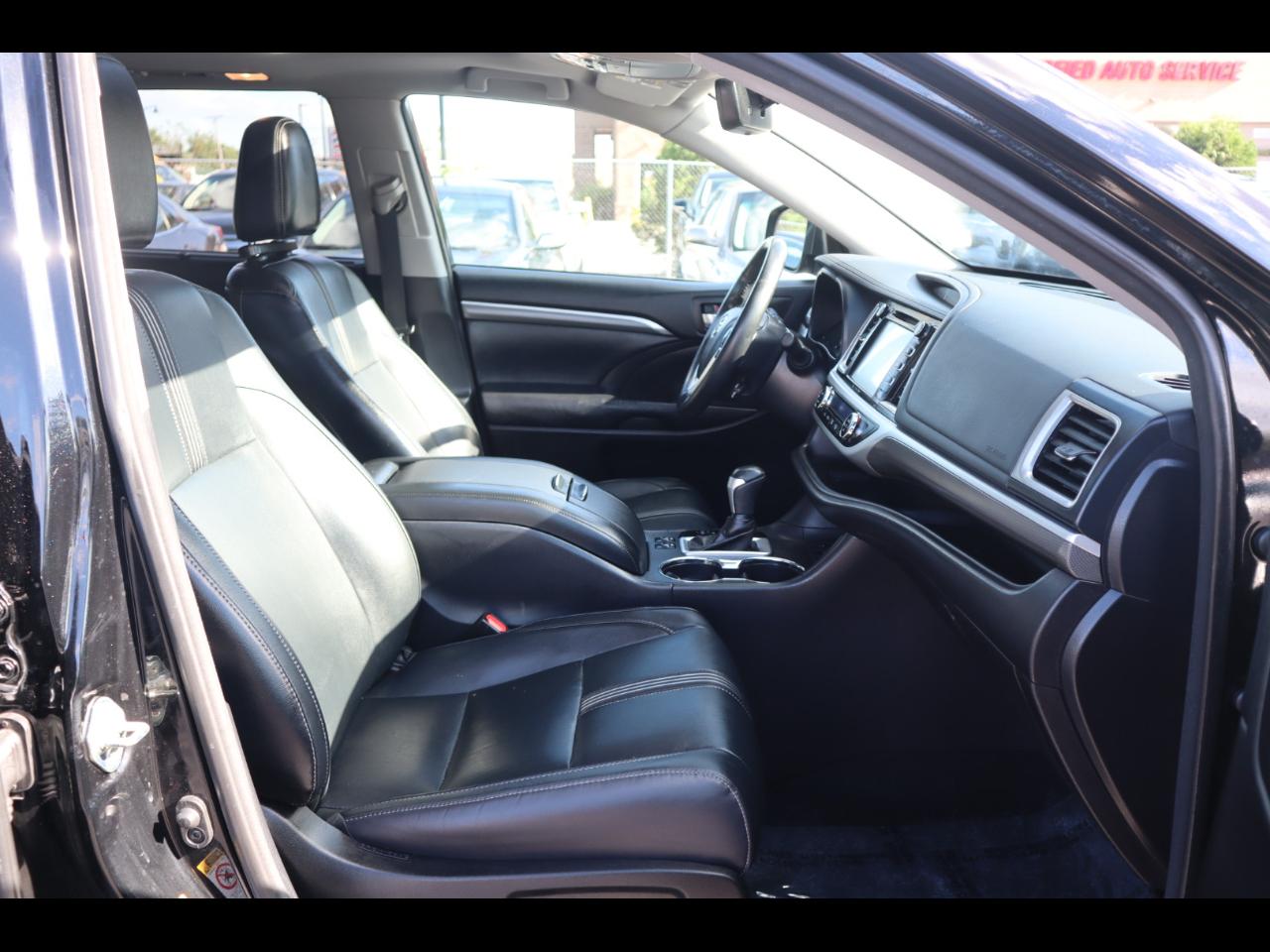 Toyota Highlander SE AWD V6 2018