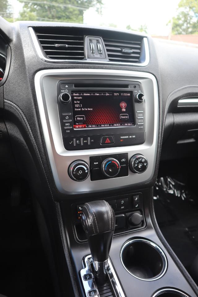 GMC Acadia SLE-2 FWD 2015