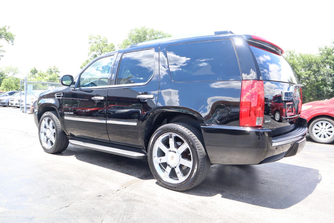 Cadillac Escalade AWD Luxury 2010
