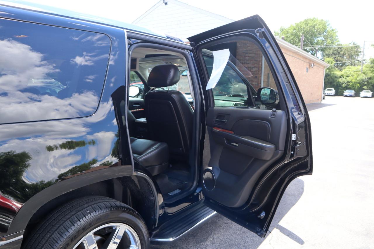 Cadillac Escalade AWD Luxury 2010