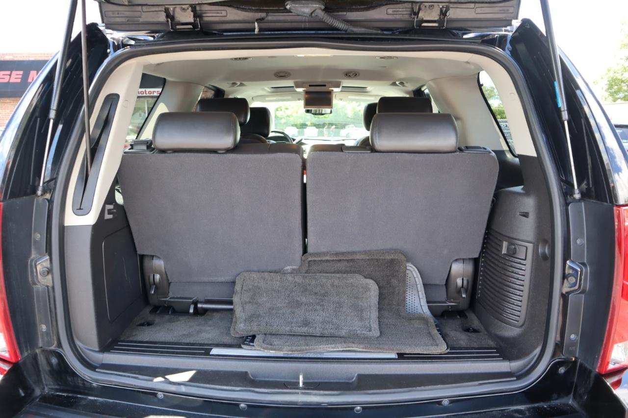 Cadillac Escalade AWD Luxury 2010