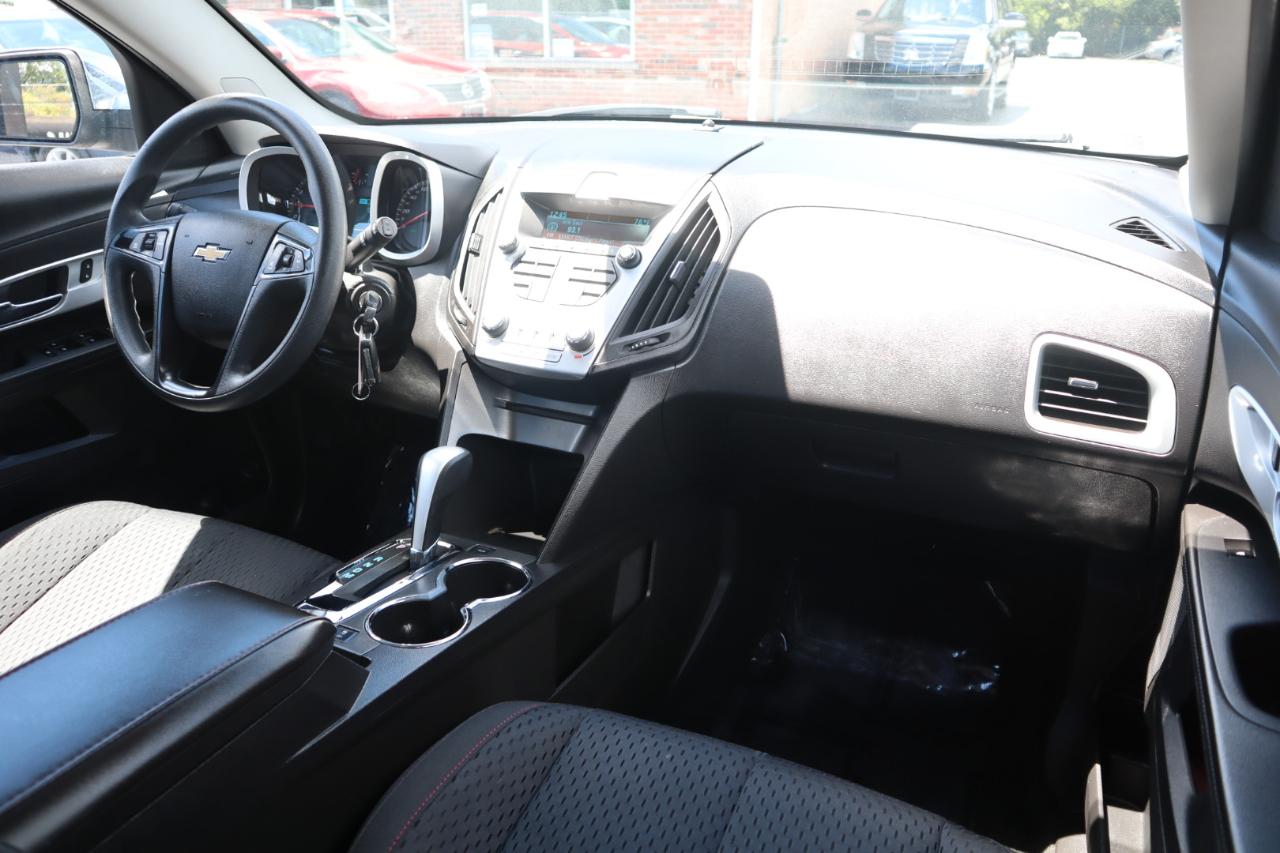 Chevrolet Equinox LS 2WD 2013