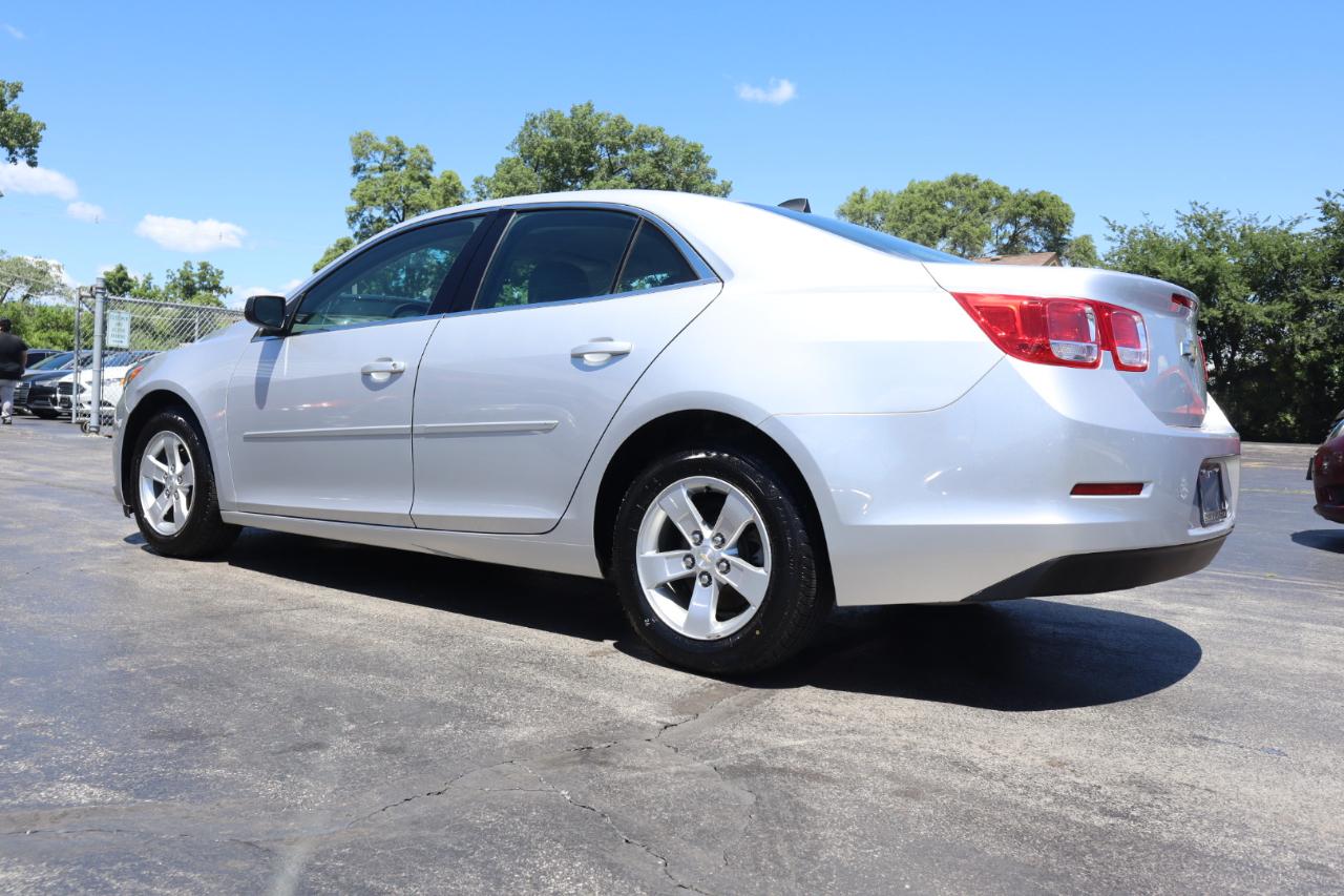 Chevrolet Malibu LS 2013