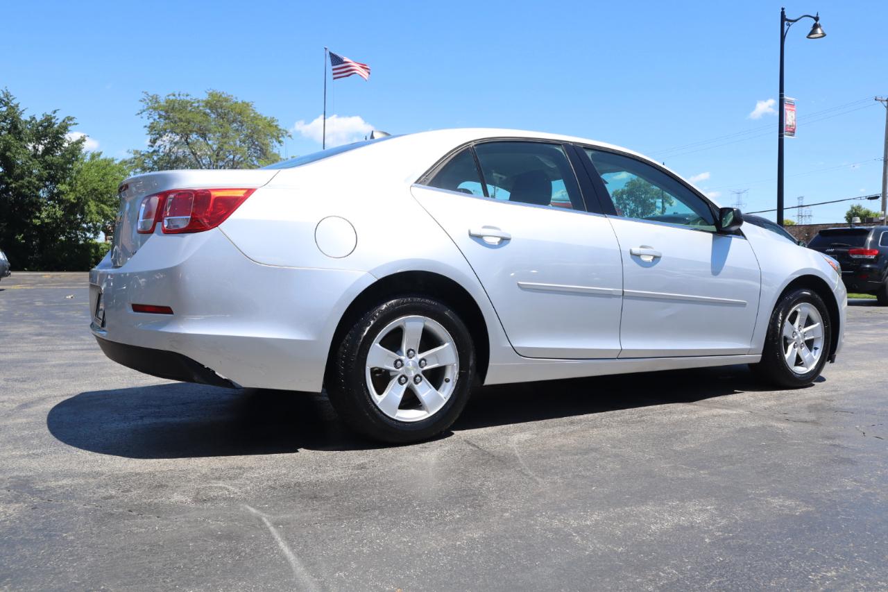 Chevrolet Malibu LS 2013