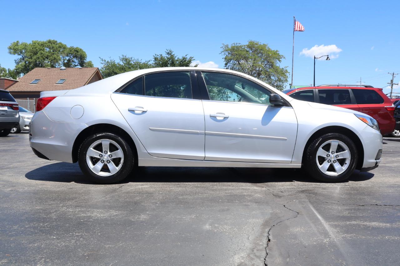 Chevrolet Malibu LS 2013