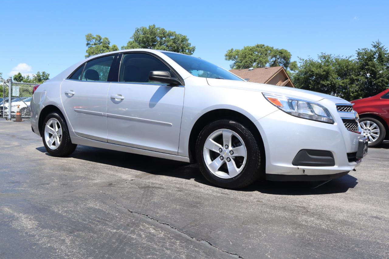 Chevrolet Malibu LS 2013