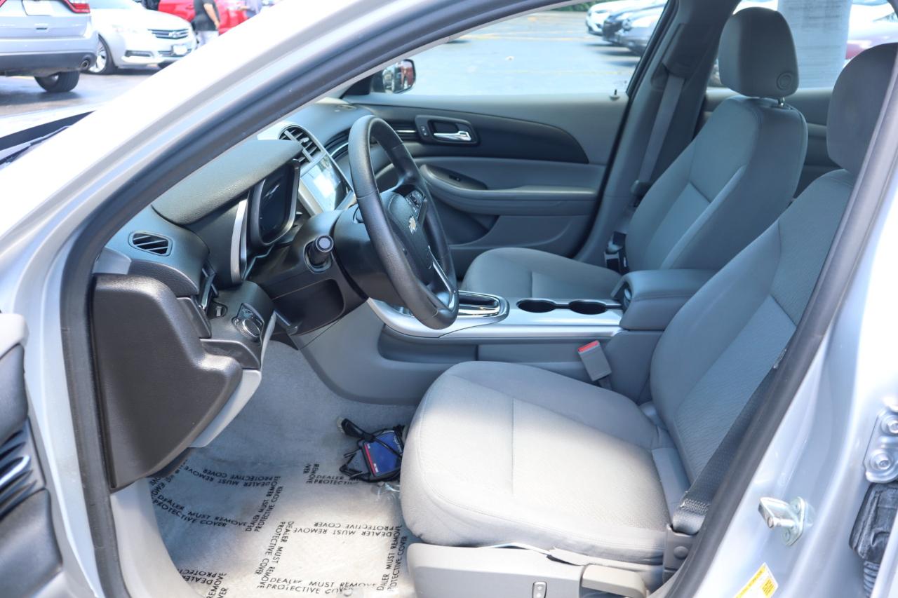 Chevrolet Malibu LS 2013