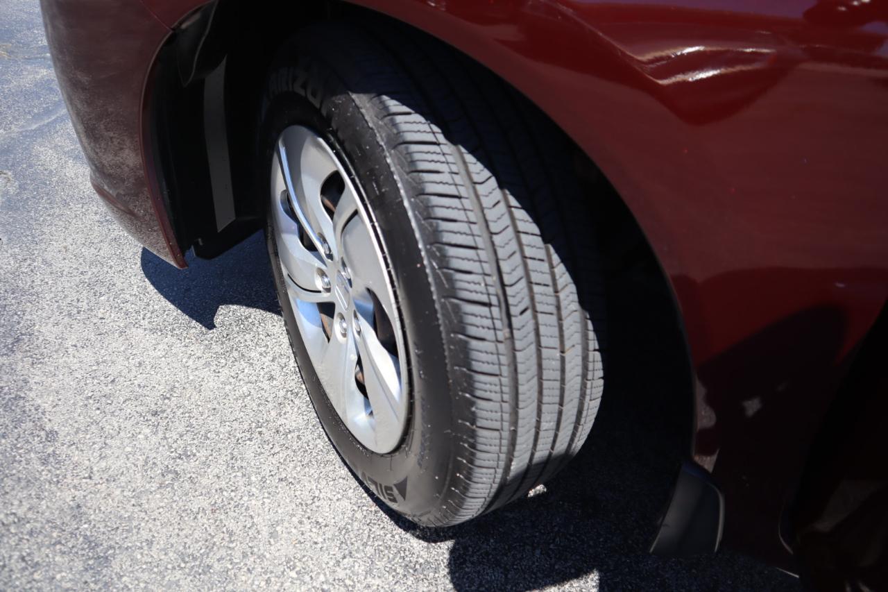 Honda Civic LX Sedan CVT 2014