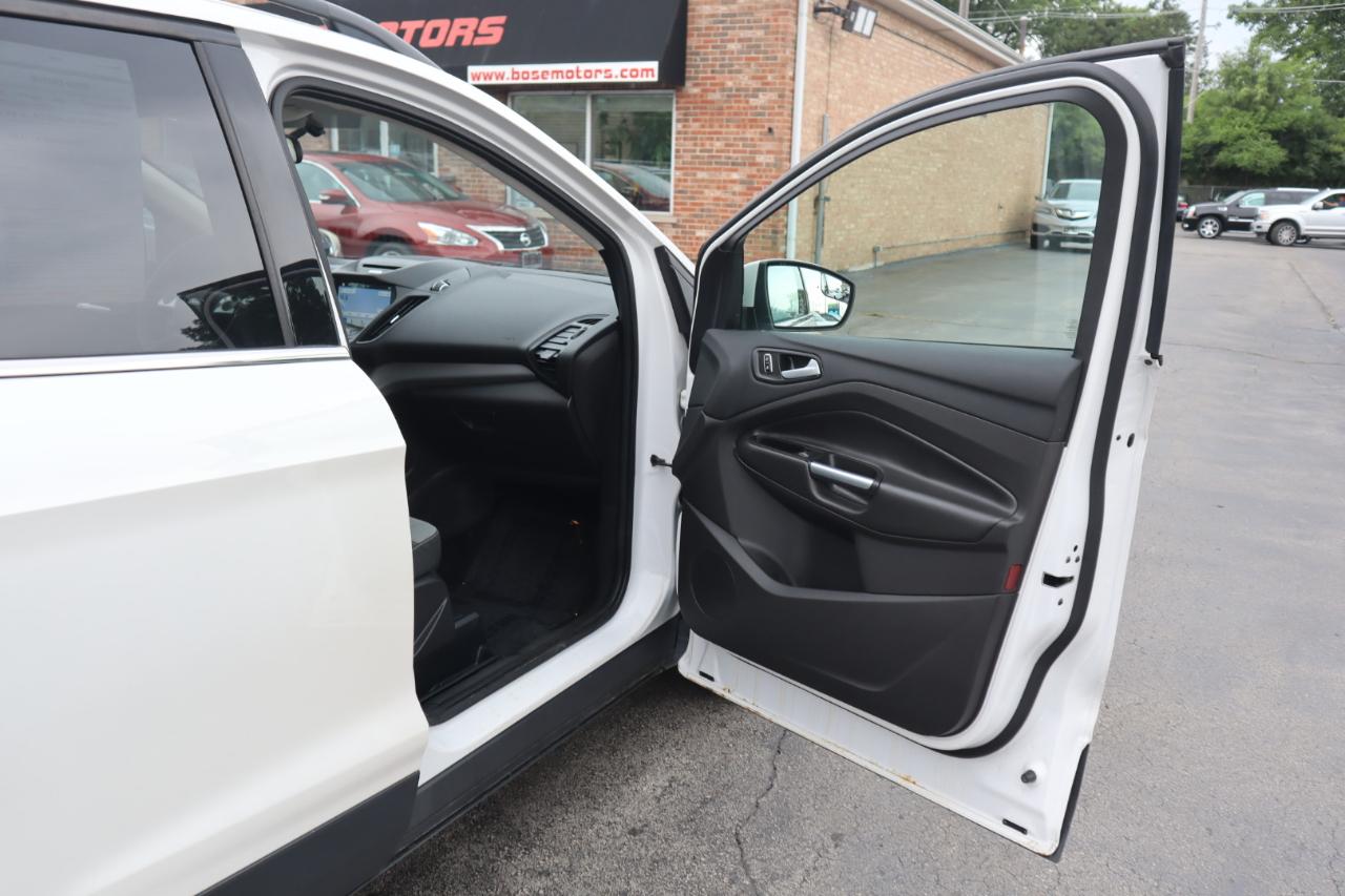 Ford Escape SE 4WD 2016