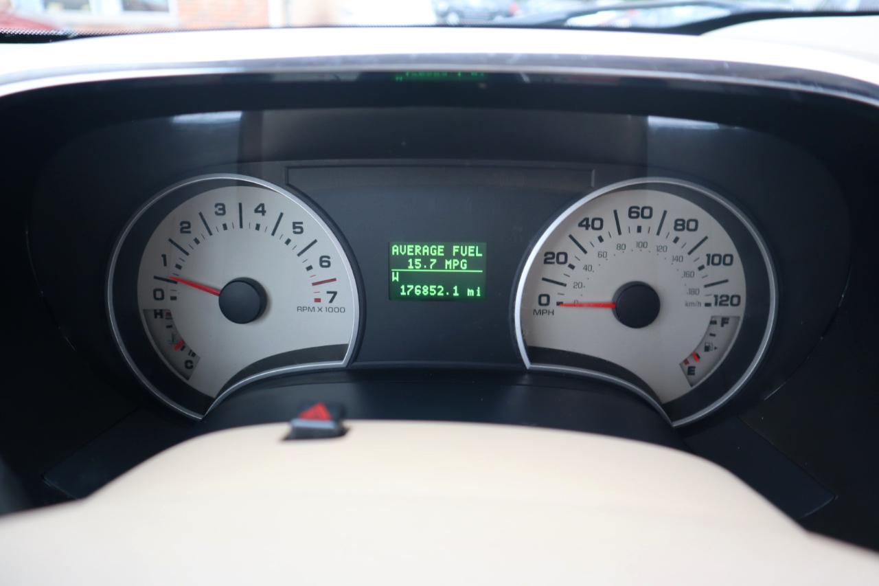 Ford Explorer Eddie Bauer 4.0L 4WD 2010