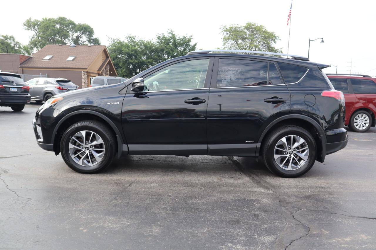Toyota RAV4 Hybrid XLE 2017
