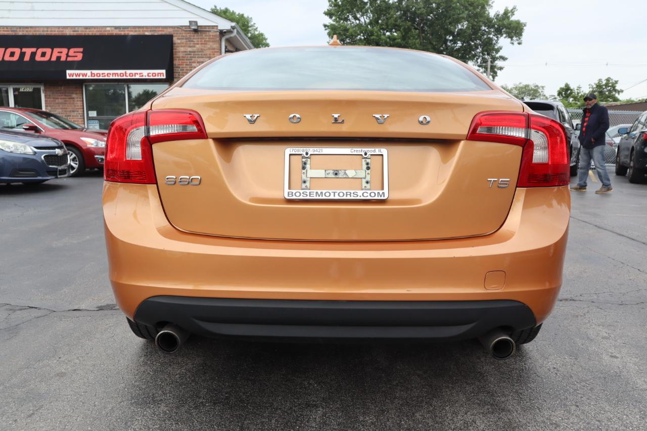 Volvo S60 T5 2012