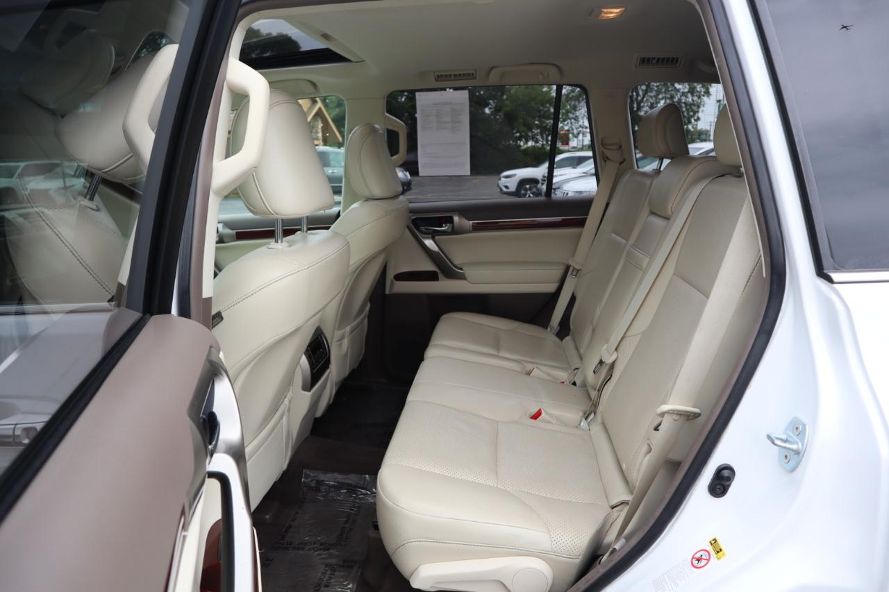 Lexus GX 460 Sport Utility 2013