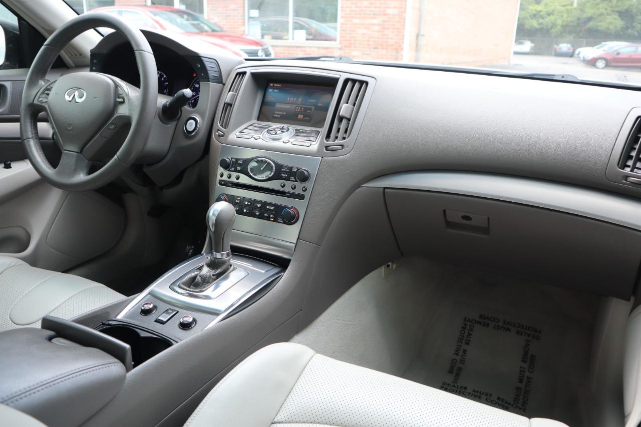 Infiniti G Sedan G25x AWD 2011