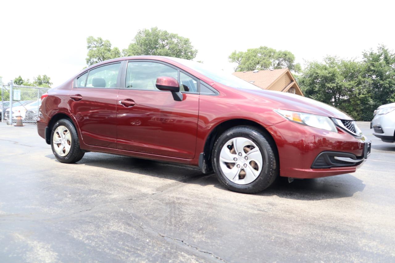 Honda Civic LX Sedan 5-Speed AT 2013