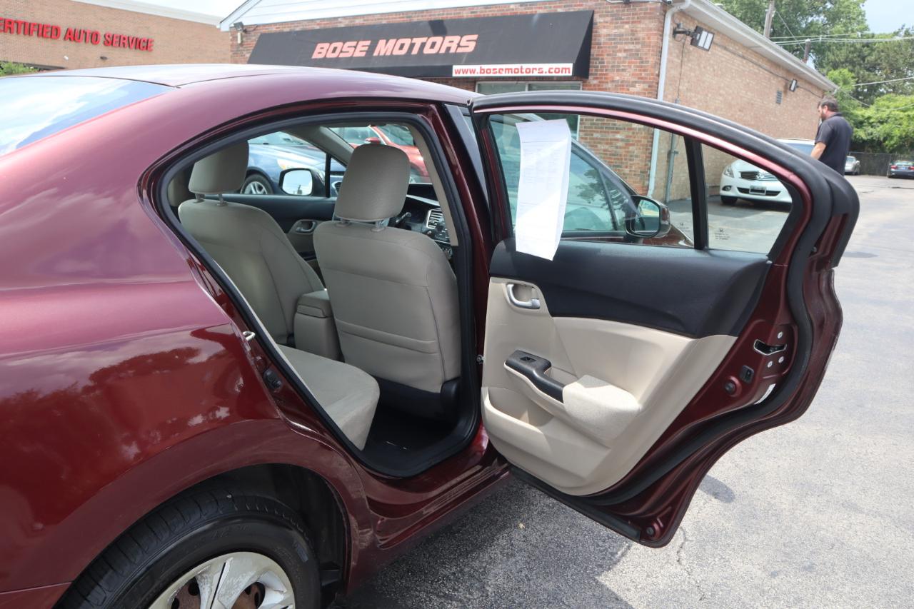 Honda Civic LX Sedan 5-Speed AT 2013