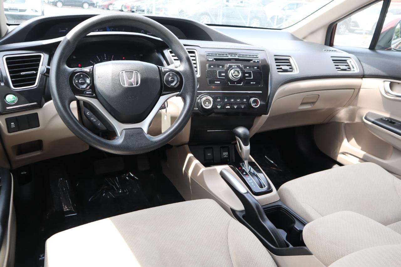 Honda Civic LX Sedan 5-Speed AT 2013