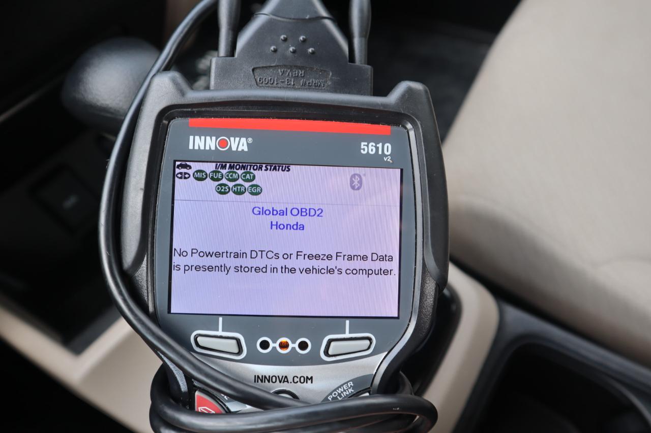 Honda Civic LX Sedan 5-Speed AT 2013