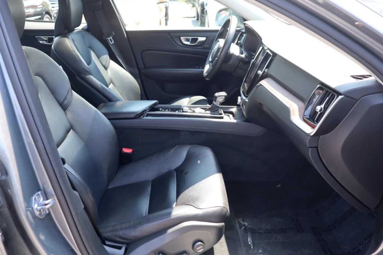 Volvo S60 T5 Momentum 2019