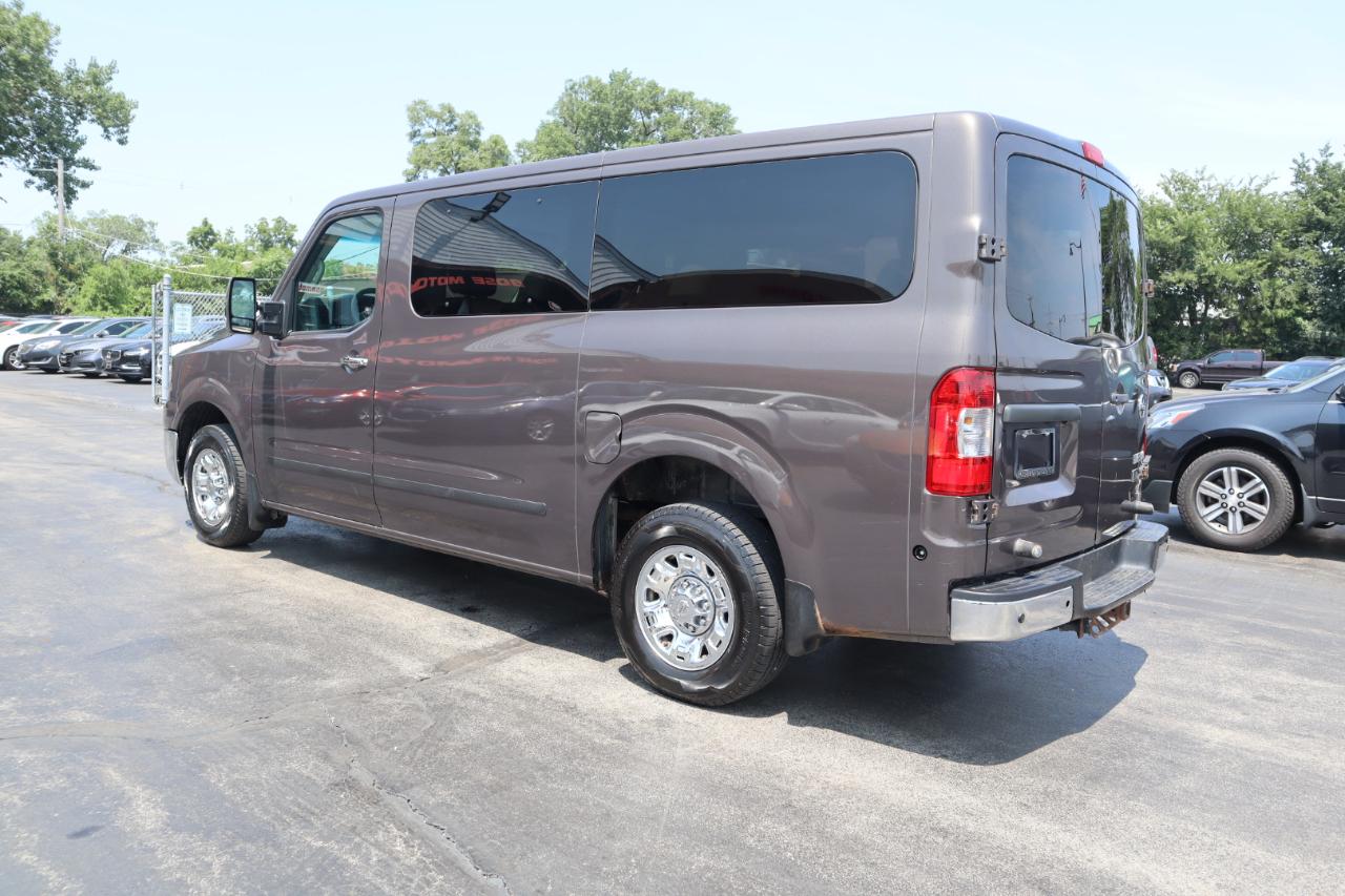 Nissan NV Passenger 3500 S V8 2013
