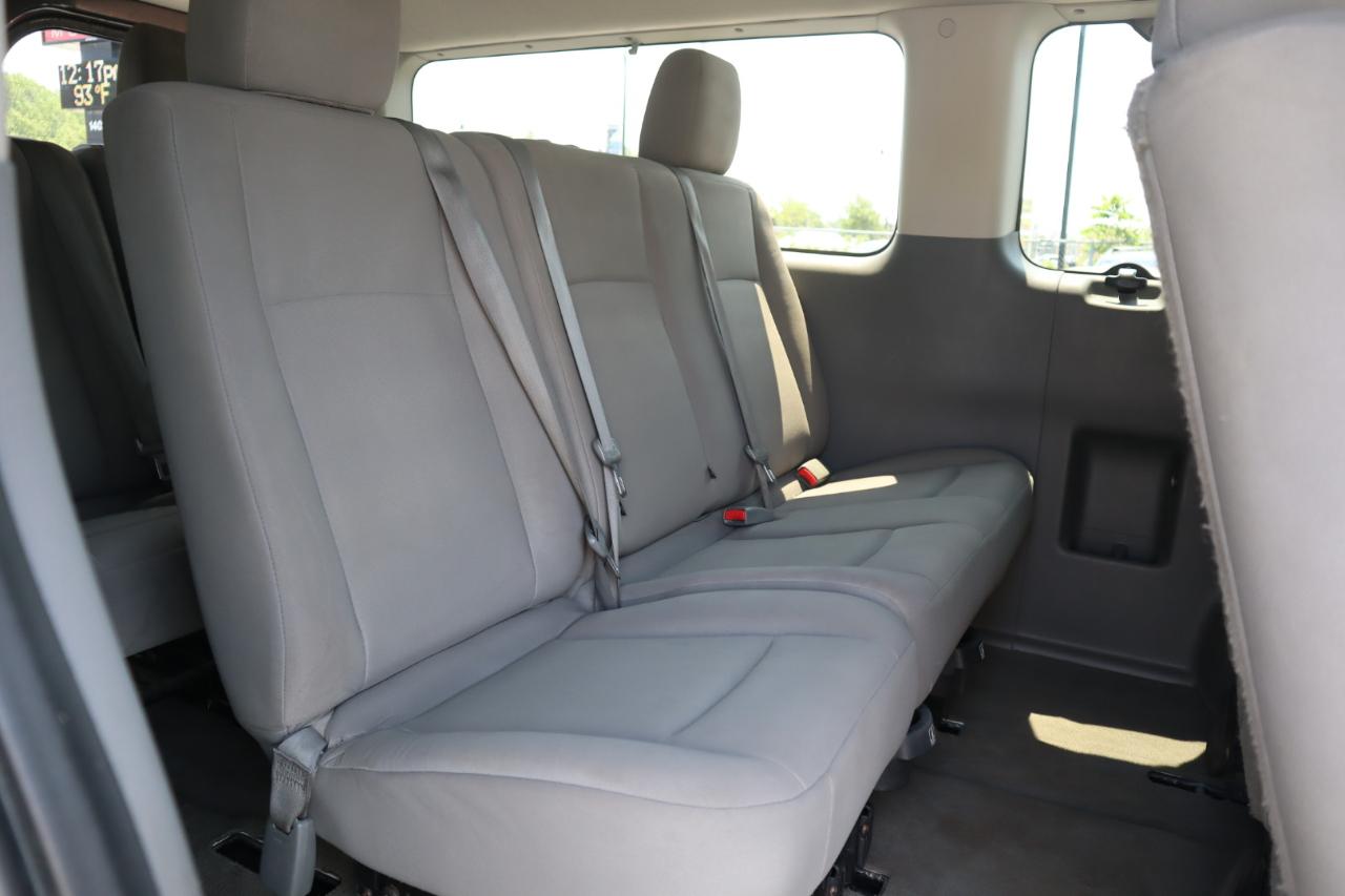 Nissan NV Passenger 3500 S V8 2013