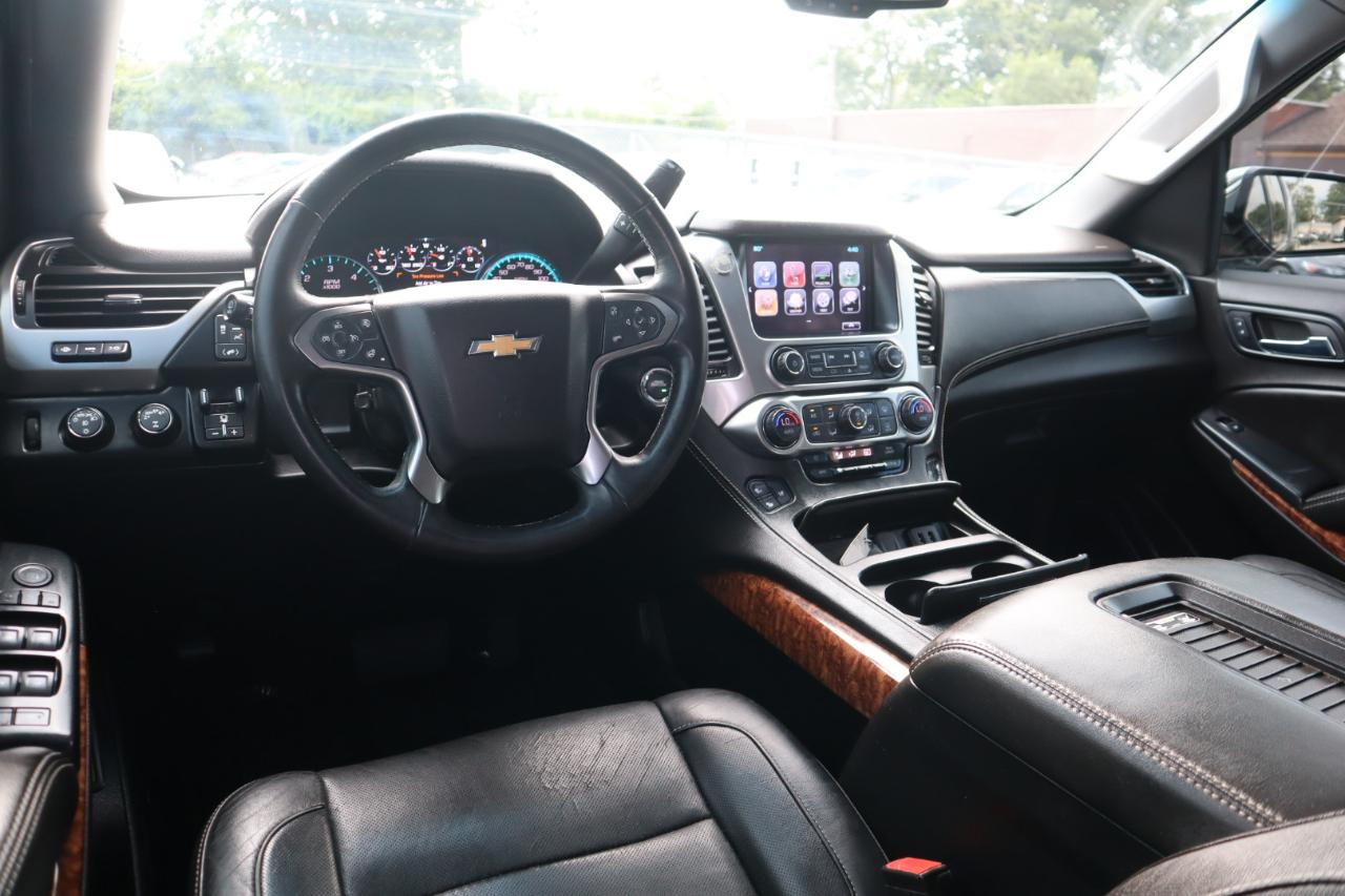 Chevrolet Suburban Premier 4WD 2017