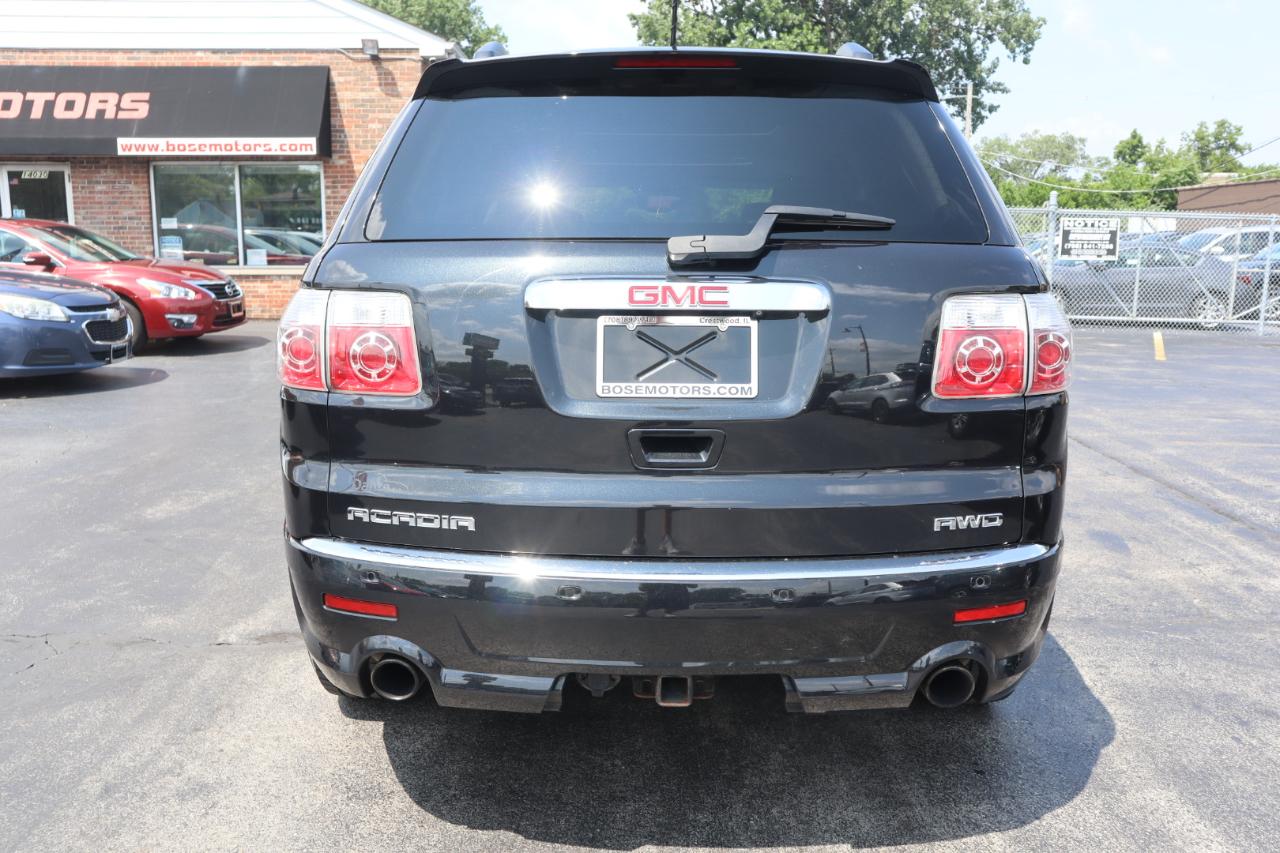 GMC Acadia Denali AWD 2011