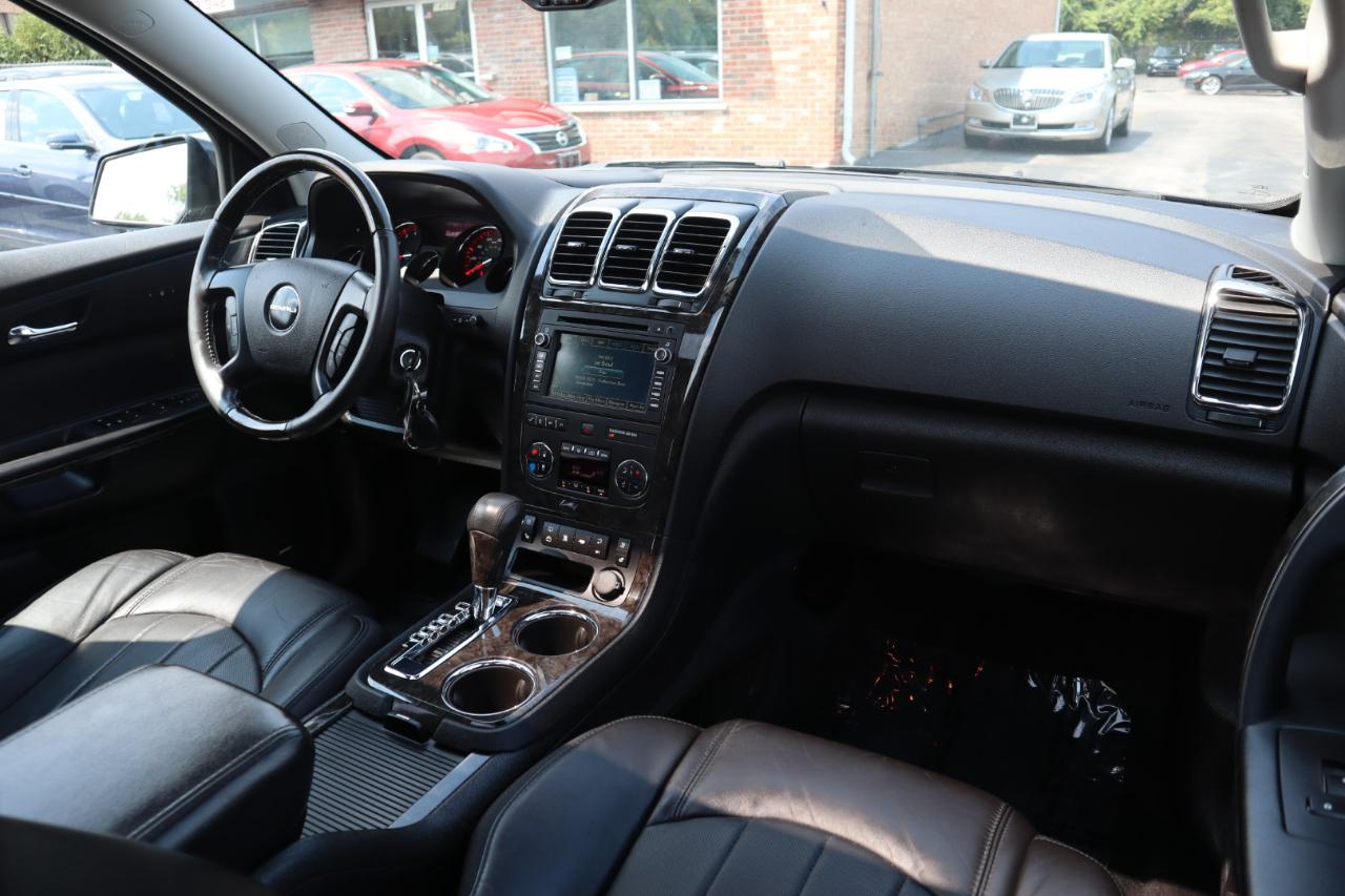 GMC Acadia Denali AWD 2011