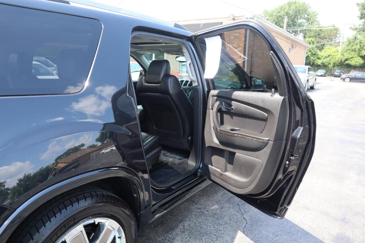 GMC Acadia Denali AWD 2011