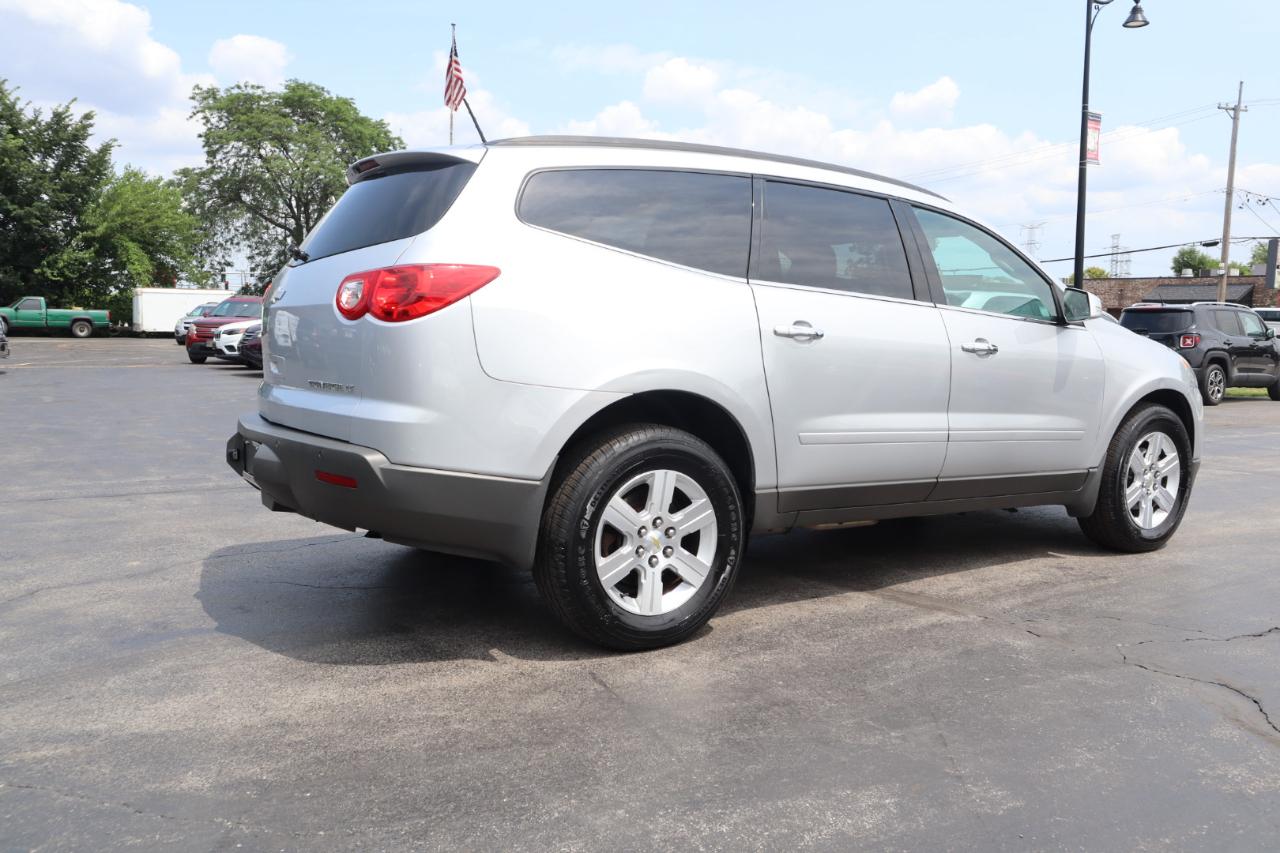Chevrolet Traverse LT AWD 2012
