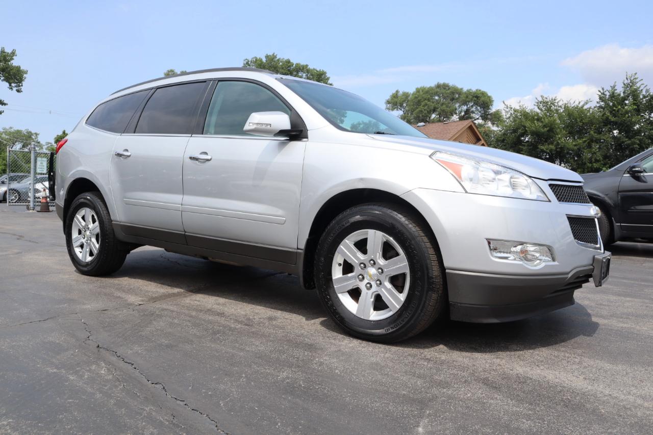 Chevrolet Traverse LT AWD 2012