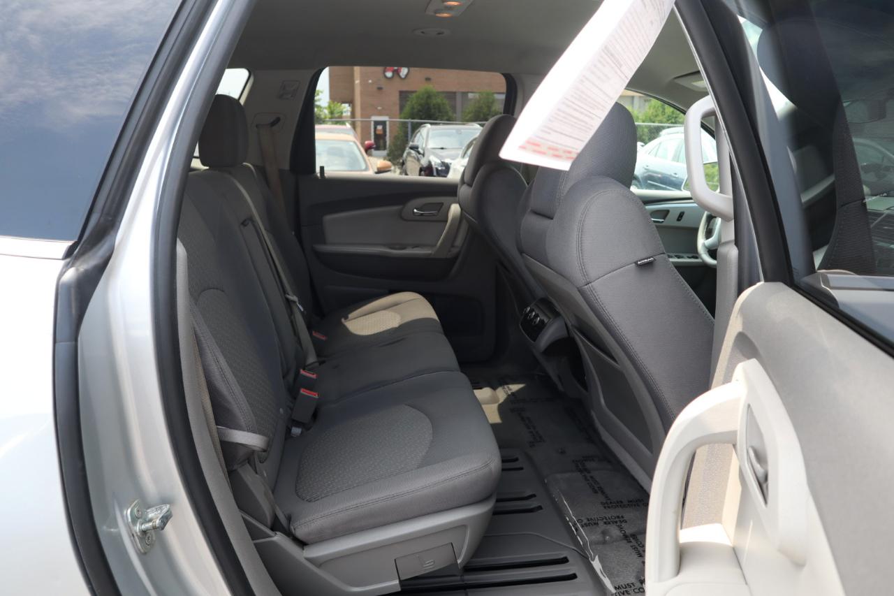 Chevrolet Traverse LT AWD 2012