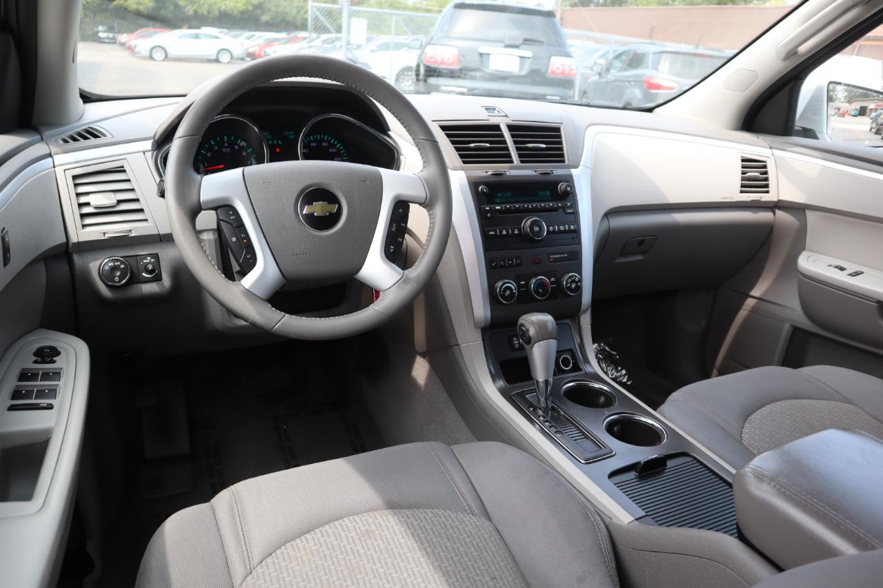 Chevrolet Traverse LT AWD 2012